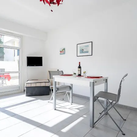 Lejlighed Joanis-1 By Interhome