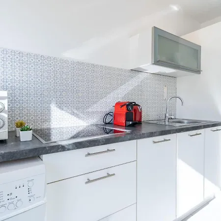 Joanis-1 By Interhome Appartamento